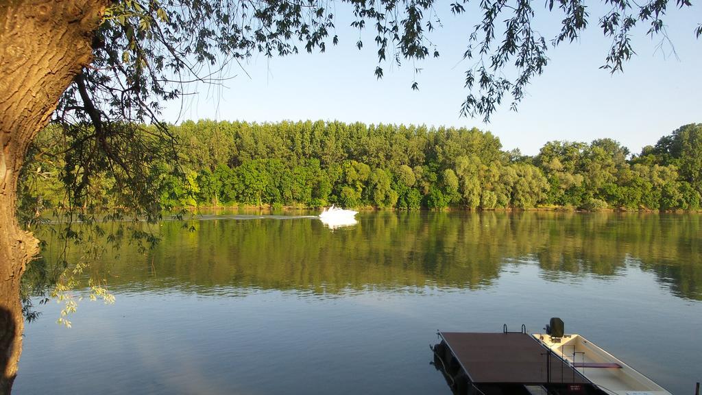 Tiszavirág Nyaralóház Szeged Exterior foto